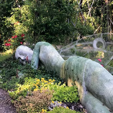 Quellenhaus Feengrotten Saalfeld Saale