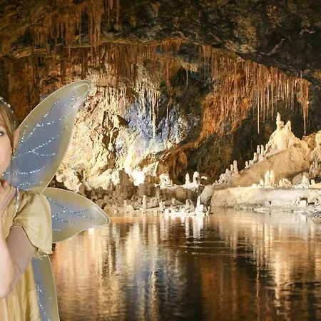 Quellenhaus Feengrotten *