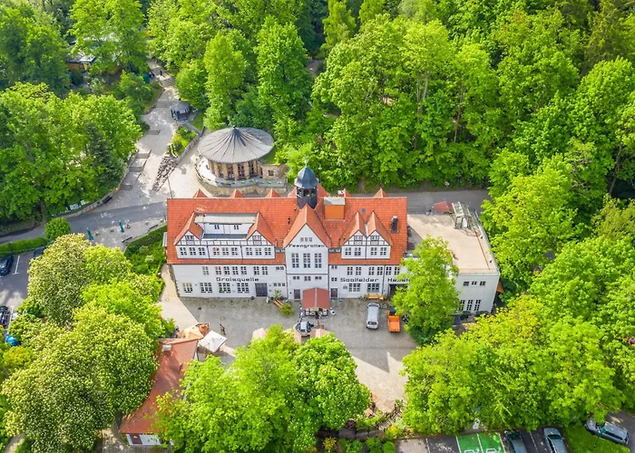 Quellenhaus Feengrotten Saalfeld Saale